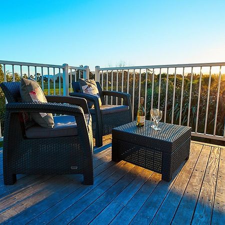 Kakatu Retreat Bed & Breakfast Kaikoura Dış mekan fotoğraf