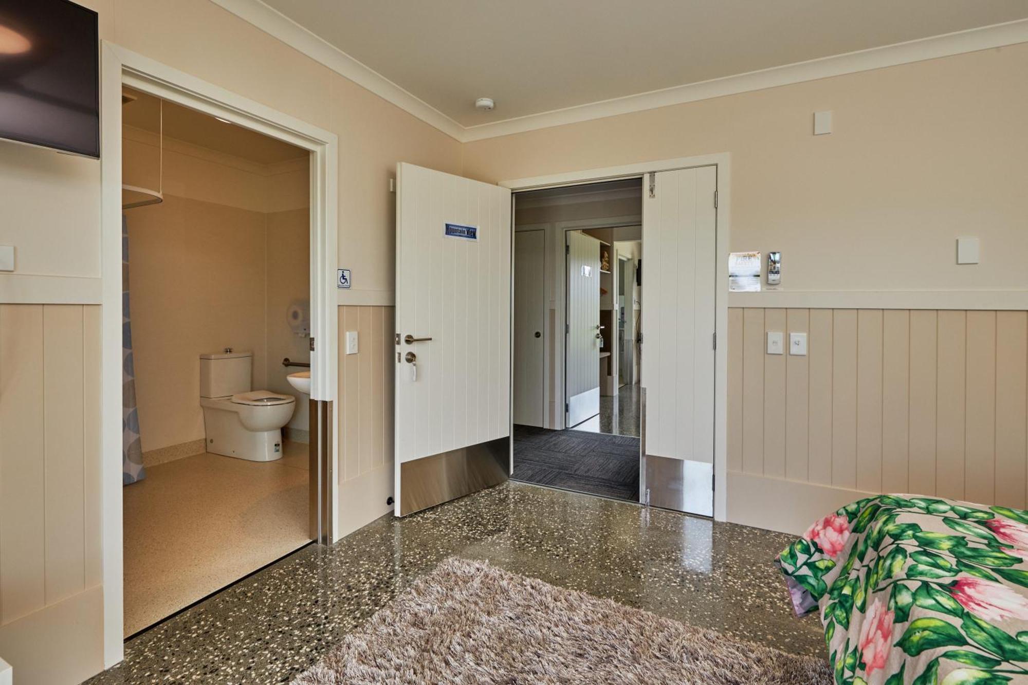 Kakatu Retreat Bed & Breakfast Kaikoura Dış mekan fotoğraf